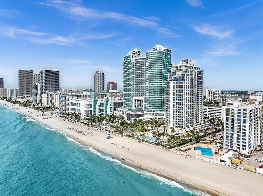 Exterior, Pool, Skyline