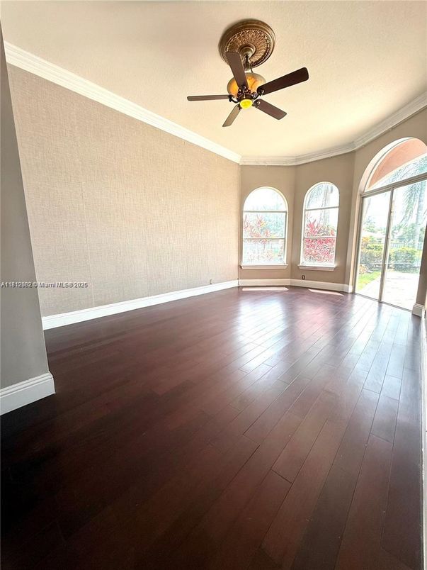 Empty room, Interior, Wood Texture Flooring