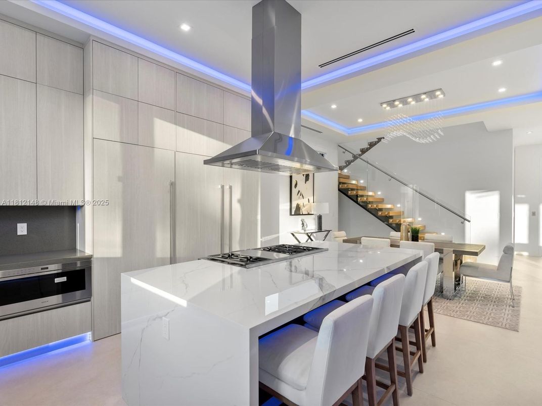 Interior, Kitchen, Pendant Lights, Recessed Lighting, Stainless Steel Appliances