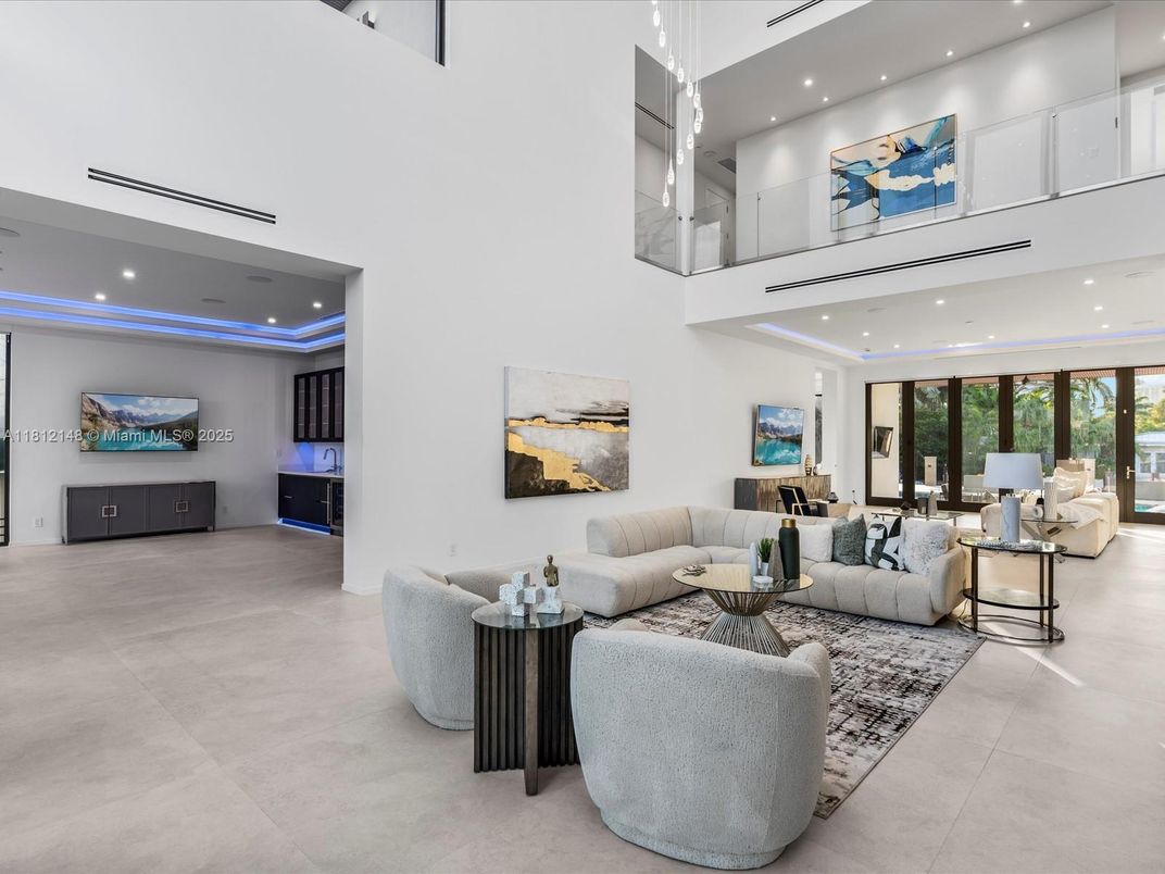 Interior, Living room, Recessed Lighting