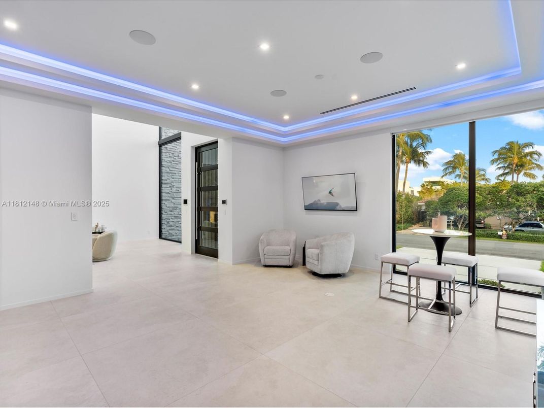 Interior, Recessed Lighting