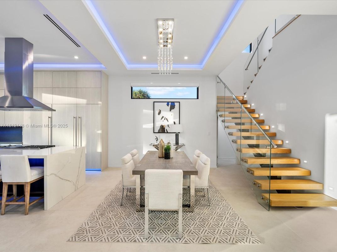 Chandelier, Dining room, Interior, Pendant Lights, Recessed Lighting