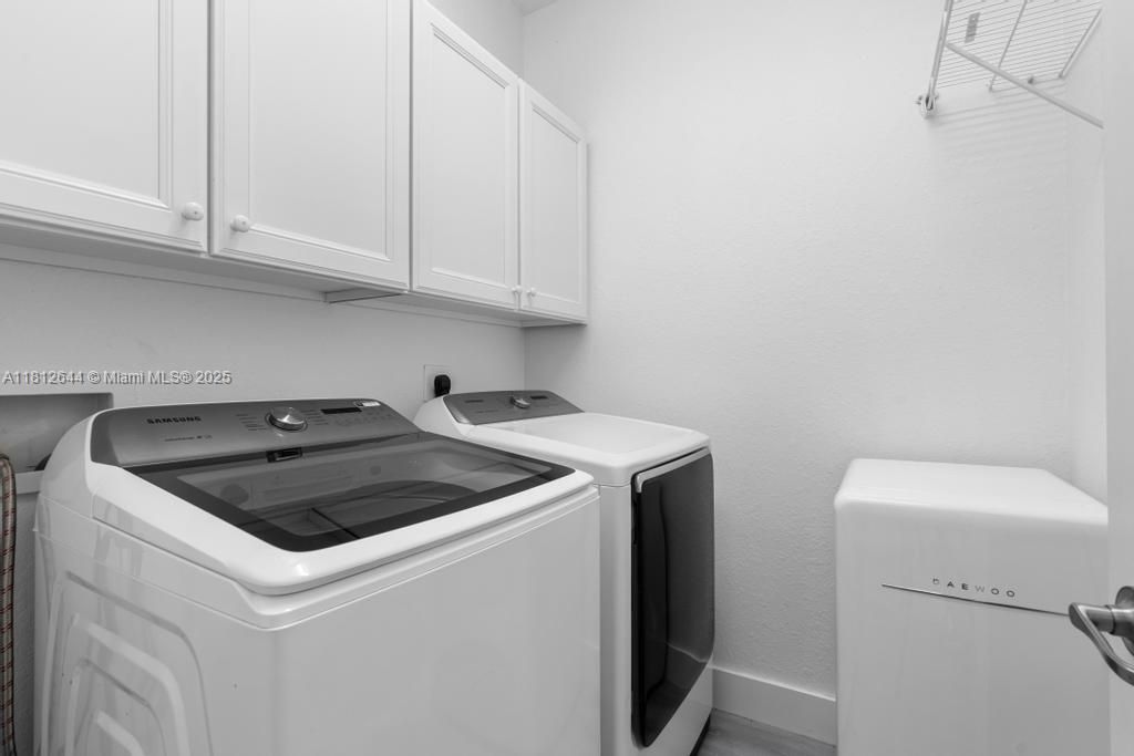 Interior, Washer