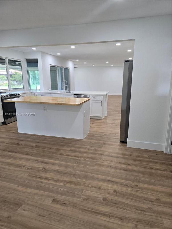 Interior, Kitchen, Recessed Lighting, Wood Texture Flooring