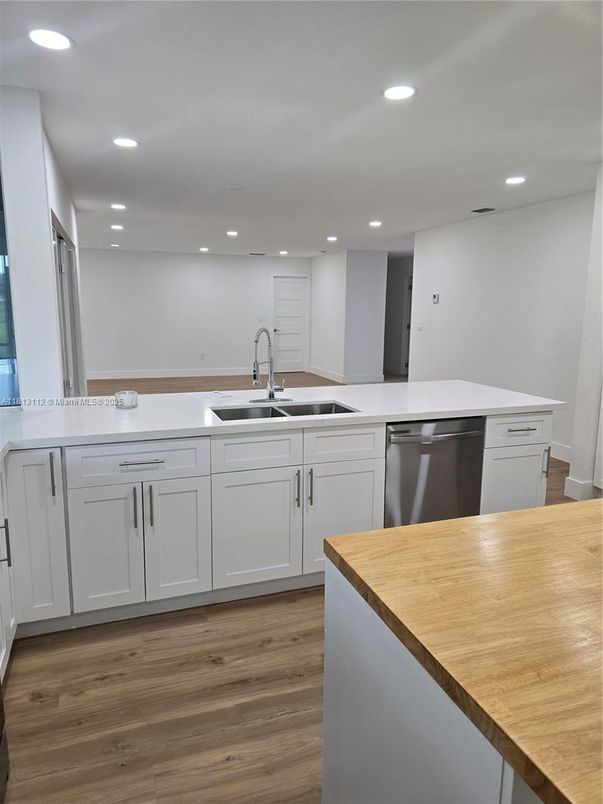 Interior, Kitchen, Recessed Lighting, Wood Texture Flooring