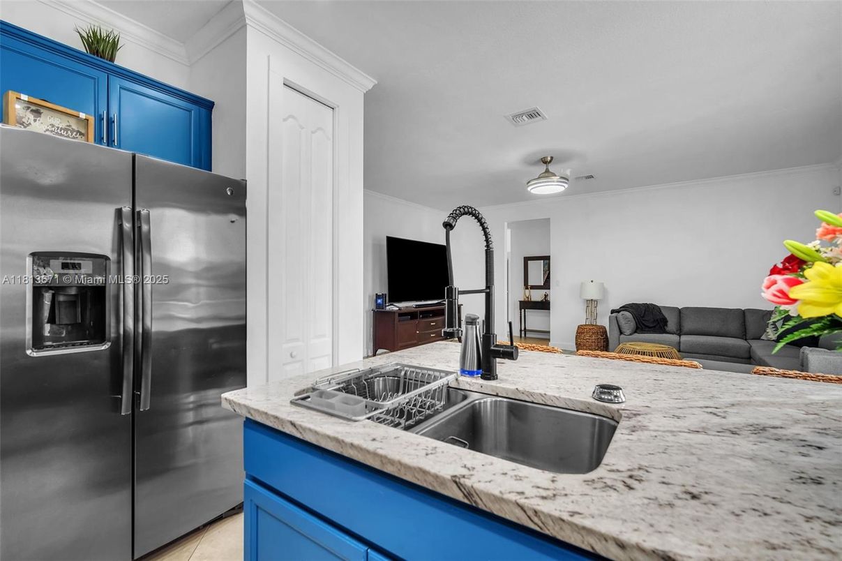Interior, Kitchen, Stainless Steel Appliances