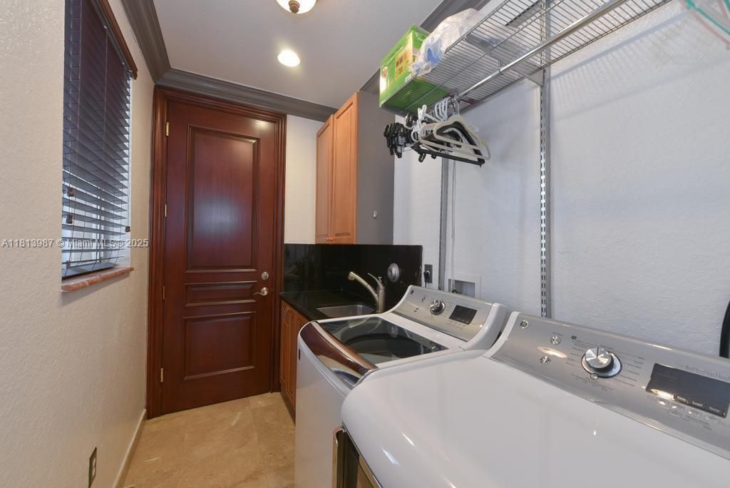 Interior, Recessed Lighting, Washer