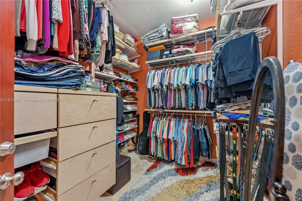 Interior, Walk-in Closets