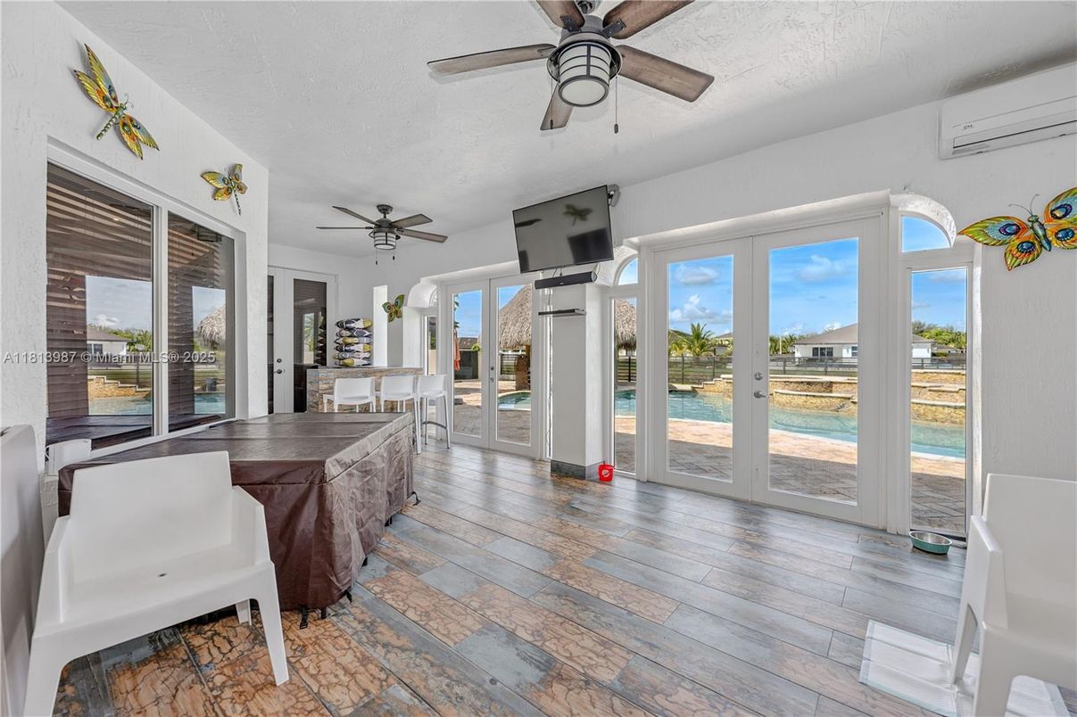 Interior, Wood Texture Flooring