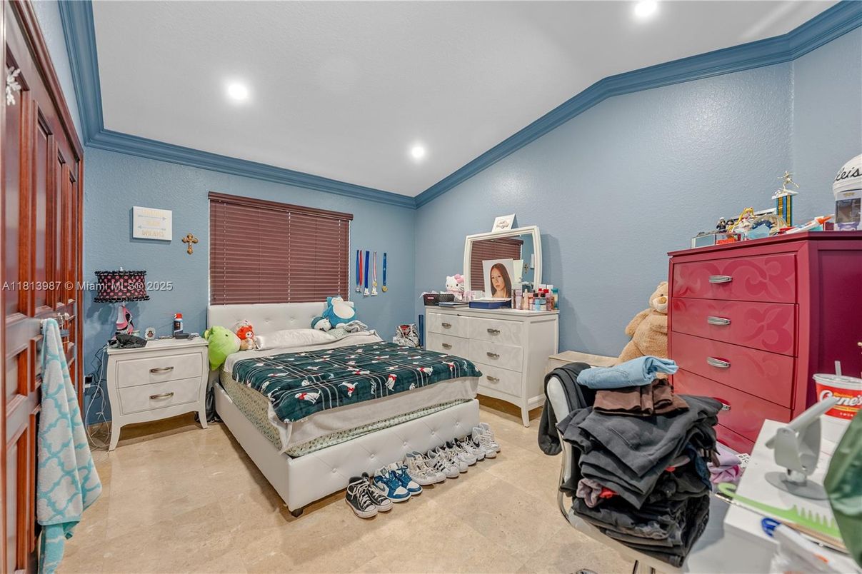 Bedroom, Interior, Recessed Lighting