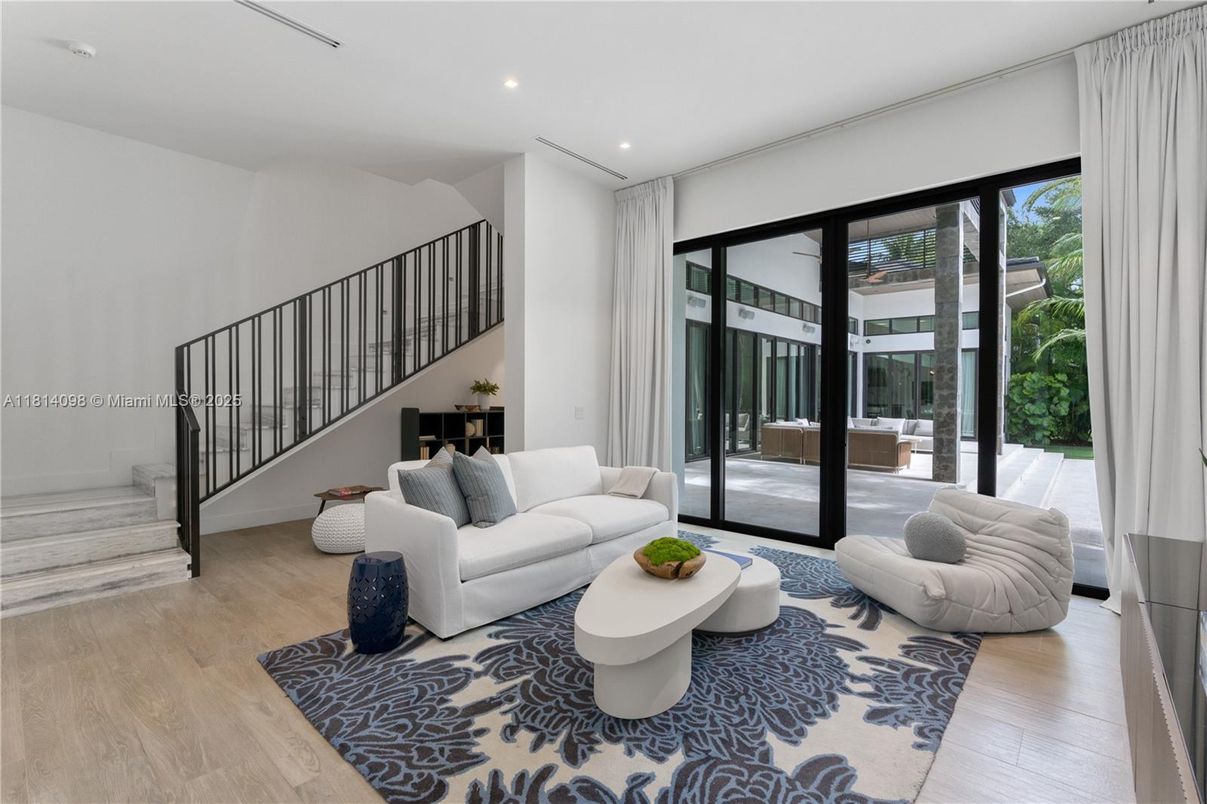 Interior, Living room, Recessed Lighting, Wood Texture Flooring