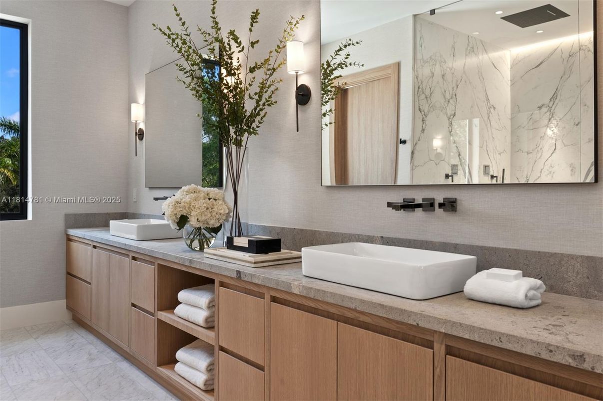 Bathroom, Dual Sink Vanities, Interior, Marble, Marble Walls, Recessed Lighting
