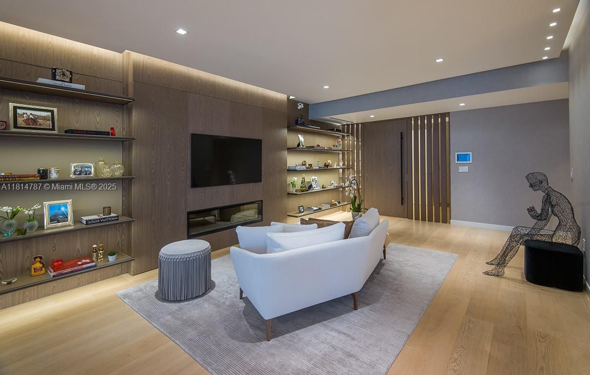 Fireplace, Interior, Living room, Recessed Lighting, Wood Texture Flooring