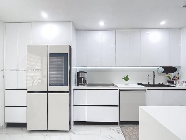 Interior, Kitchen, Marble, Recessed Lighting