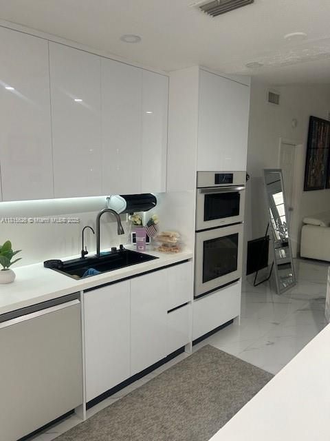 Interior, Kitchen, Marble, Recessed Lighting