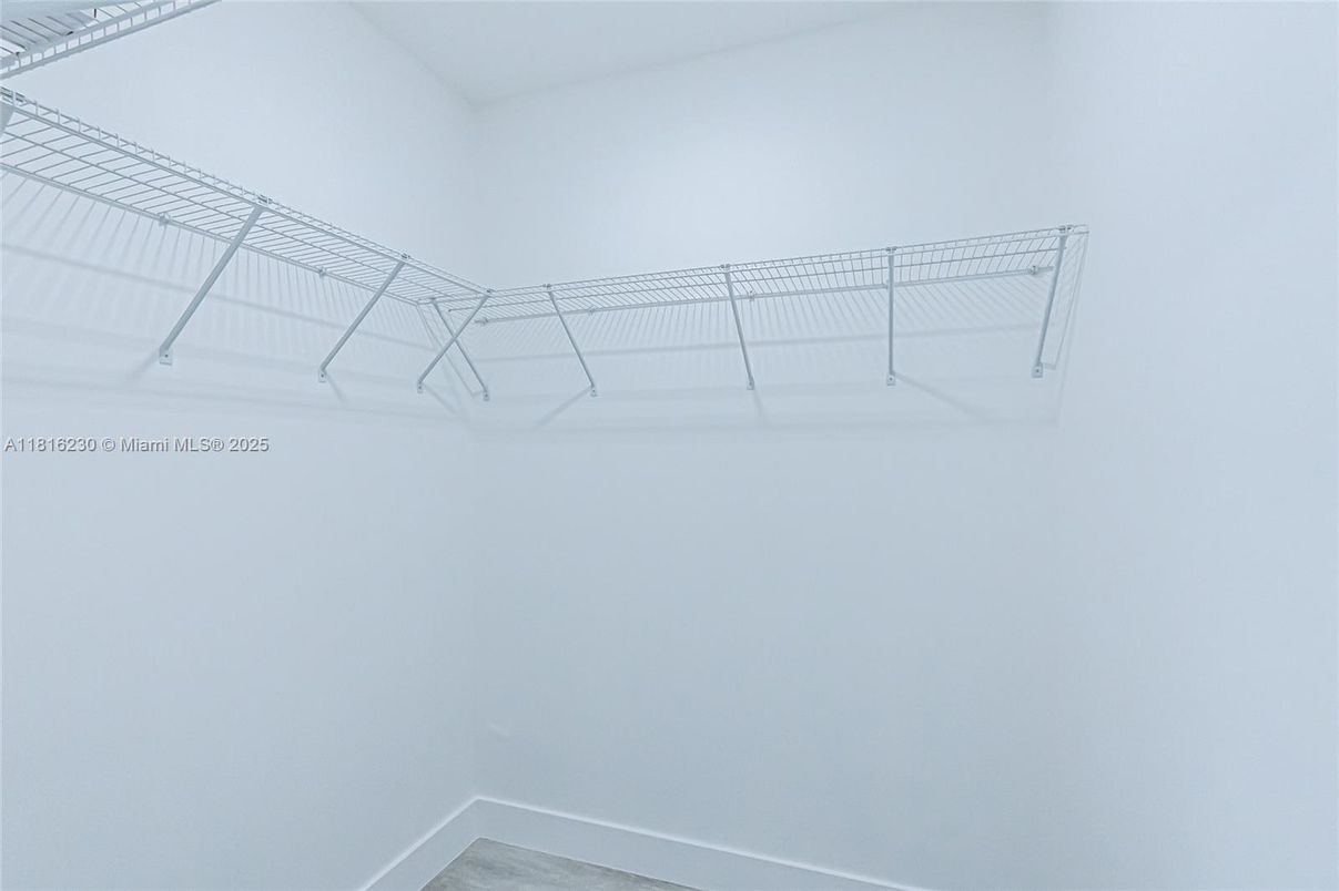 Interior, Walk-in Closets
