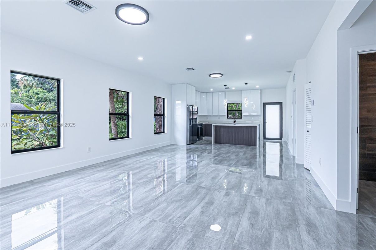 Empty room, Interior, Kitchen, Pendant Lights, Recessed Lighting