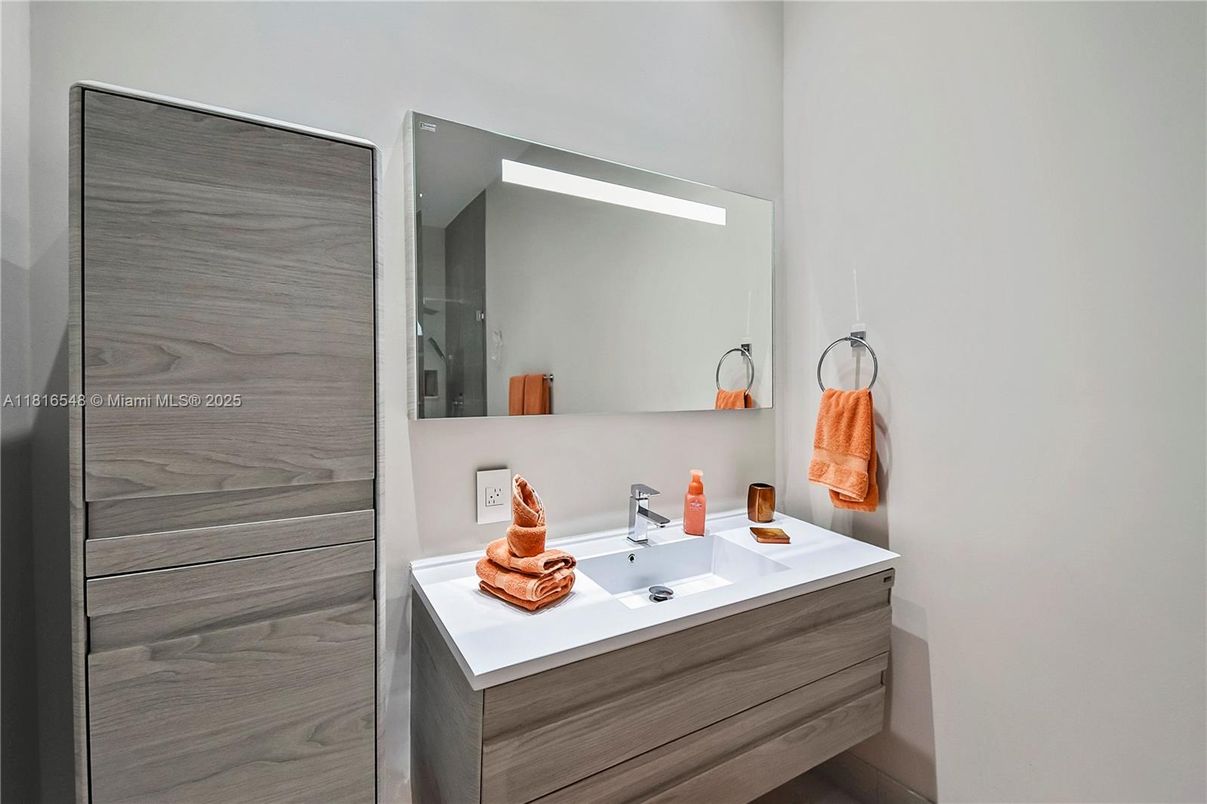 Bathroom, Interior