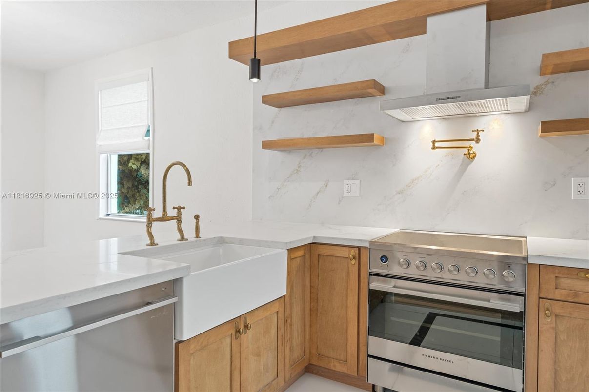 Interior, Kitchen, Marble Walls, Stainless Steel Appliances