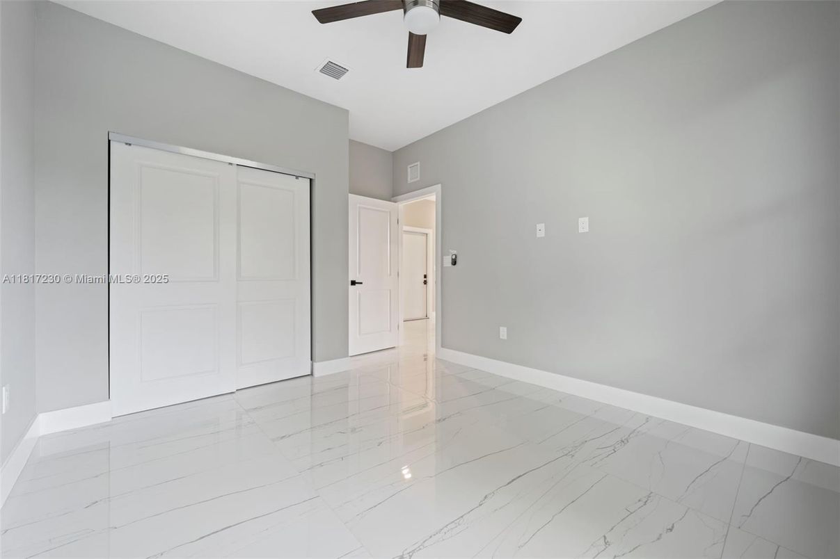 Empty room, Interior, Marble