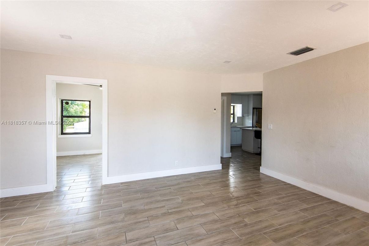 Empty room, Interior, Kitchen, Wood Texture Flooring