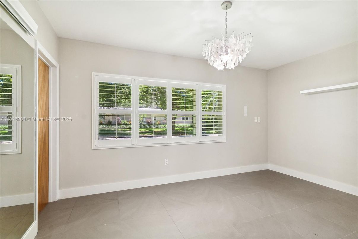 Chandelier, Empty room, Interior