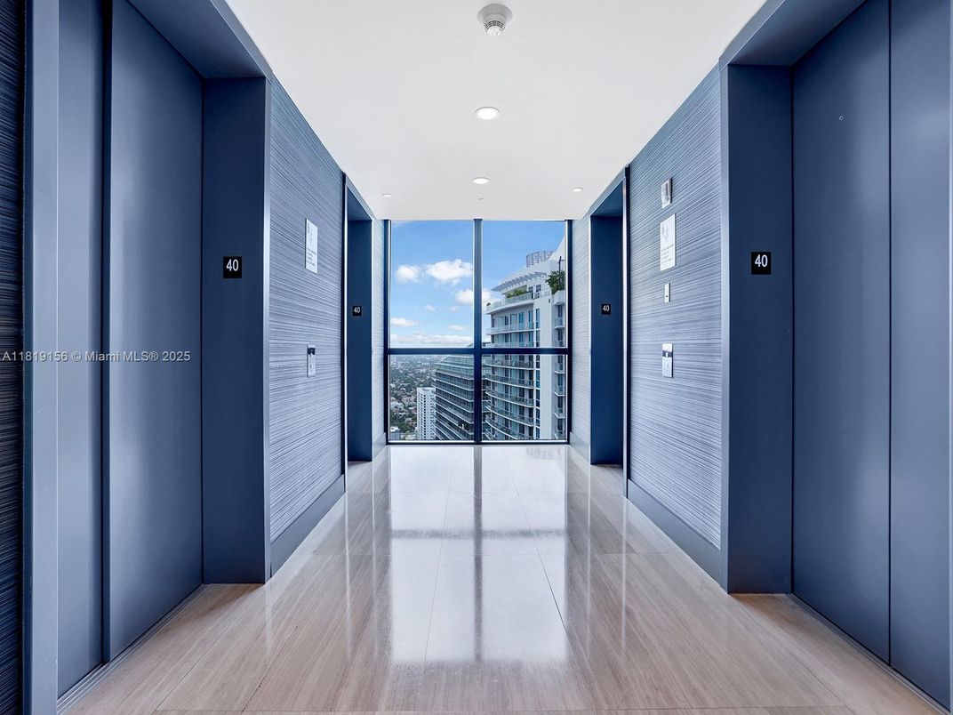 Elevator, Interior, Recessed Lighting, Water