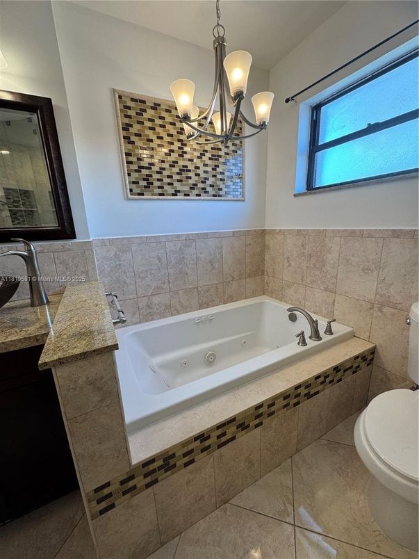 Bathroom, Chandelier, Interior, Pendant Lights