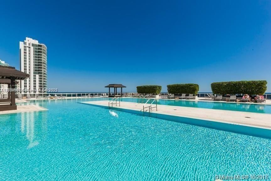 Exterior, Pool, Water