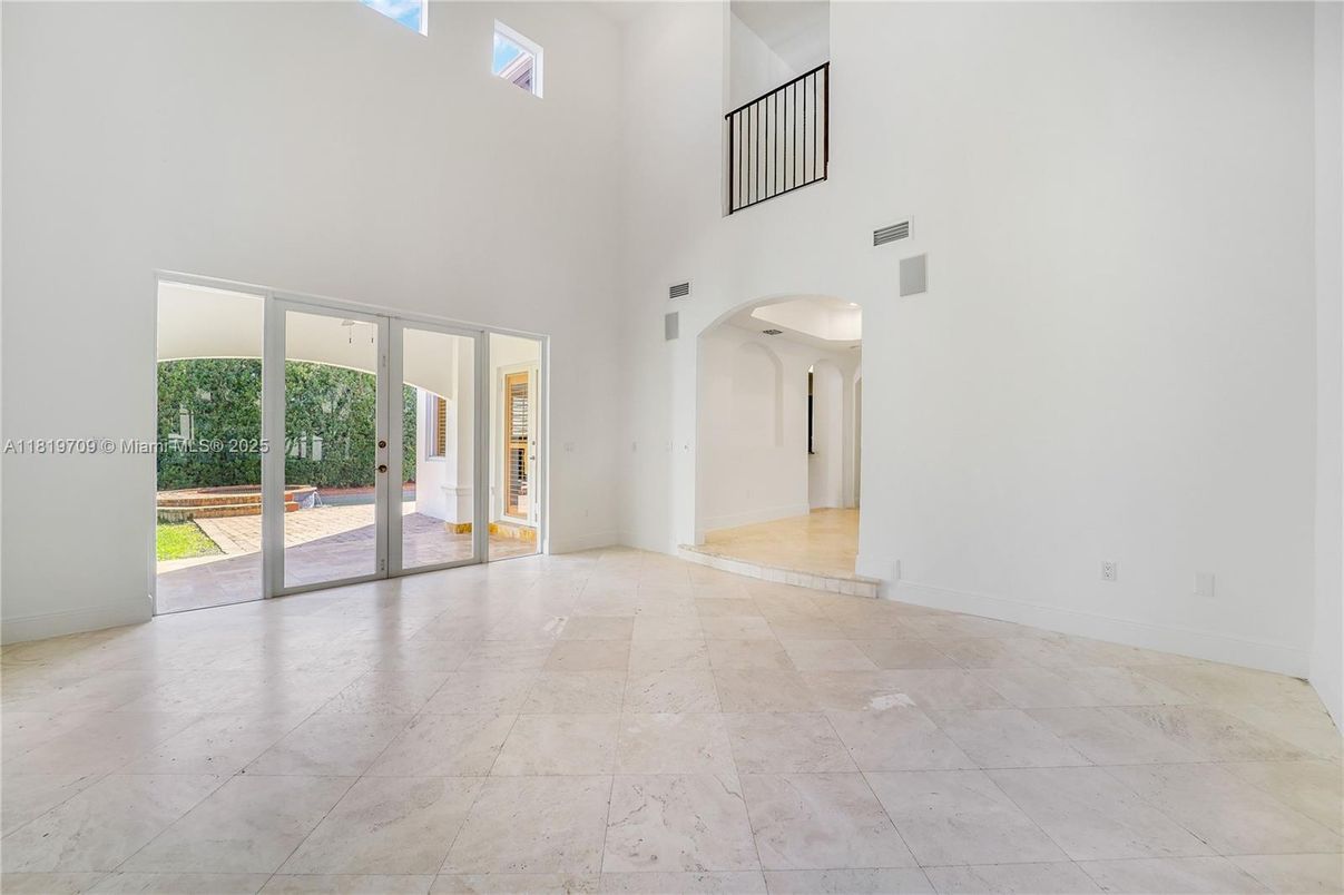 Interior, Recessed Lighting