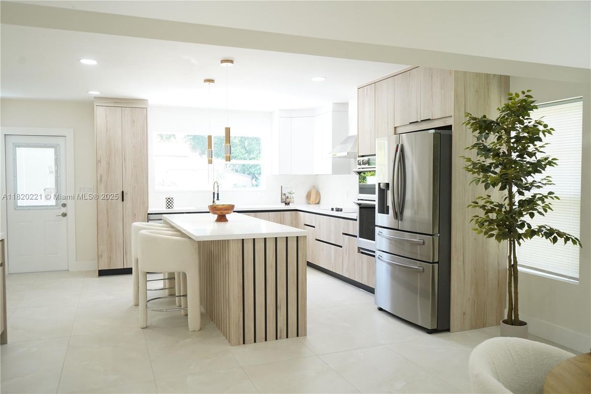 Interior, Kitchen, Pendant Lights, Recessed Lighting