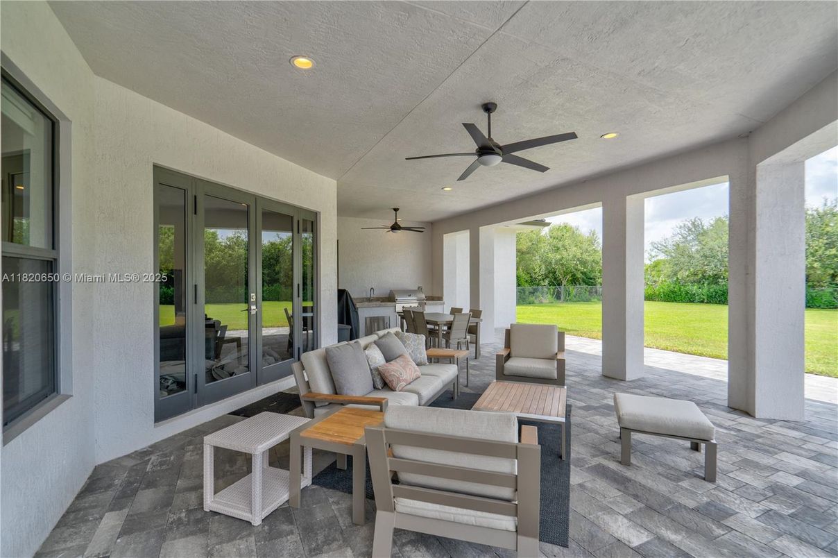 Dining room, Interior, Living room, Recessed Lighting, Sun Room