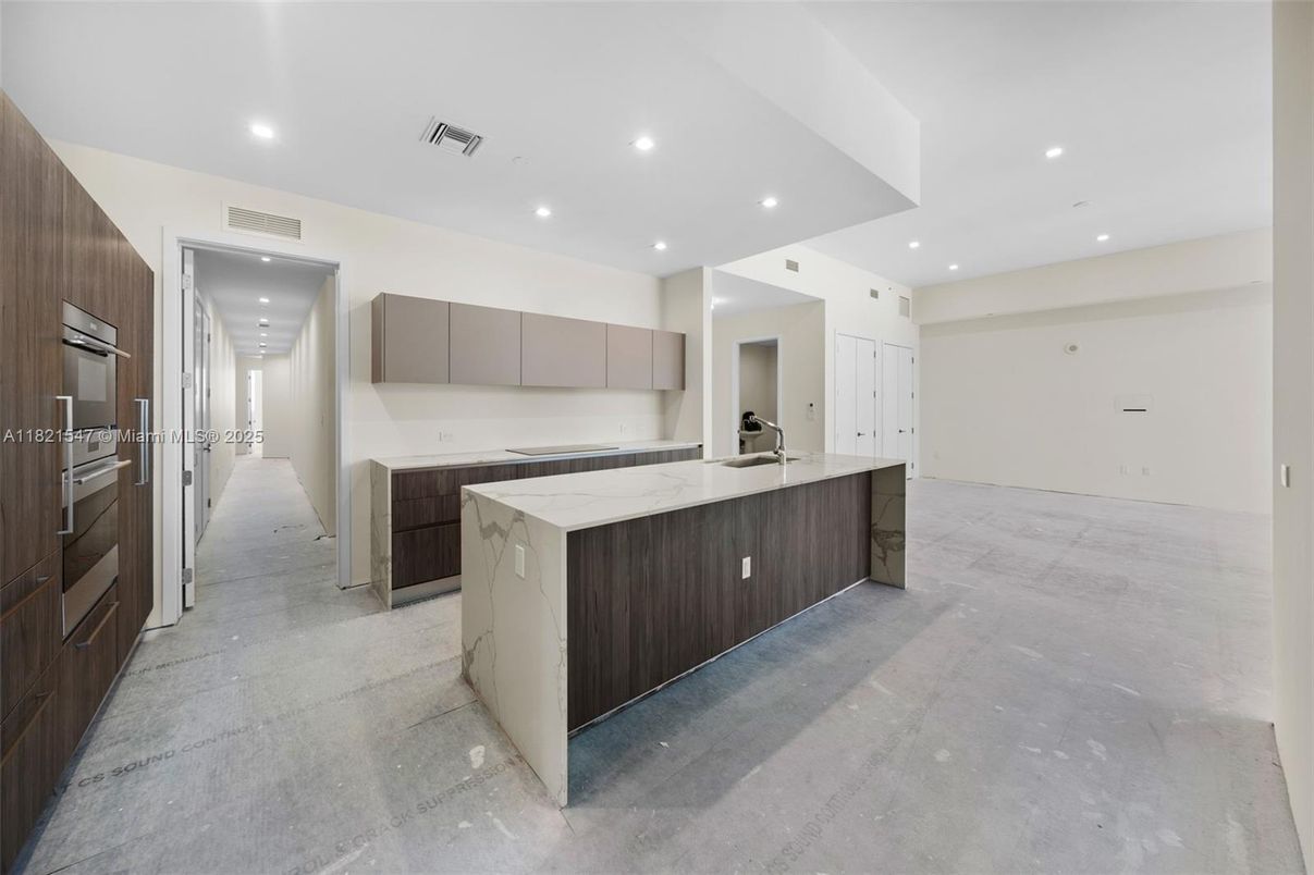 Interior, Kitchen, Recessed Lighting