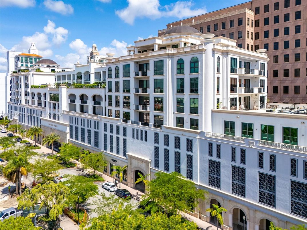Exterior, Facade, Condo Building