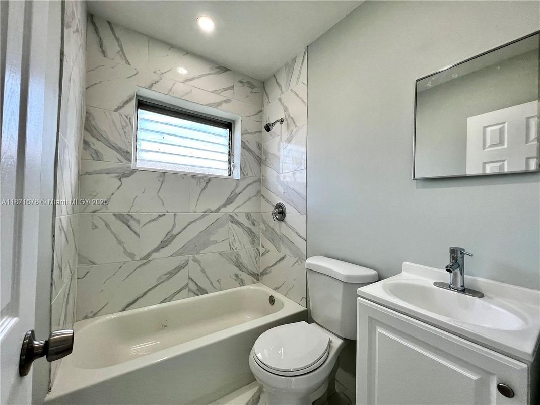 Bathroom, Interior, Marble Walls, Recessed Lighting
