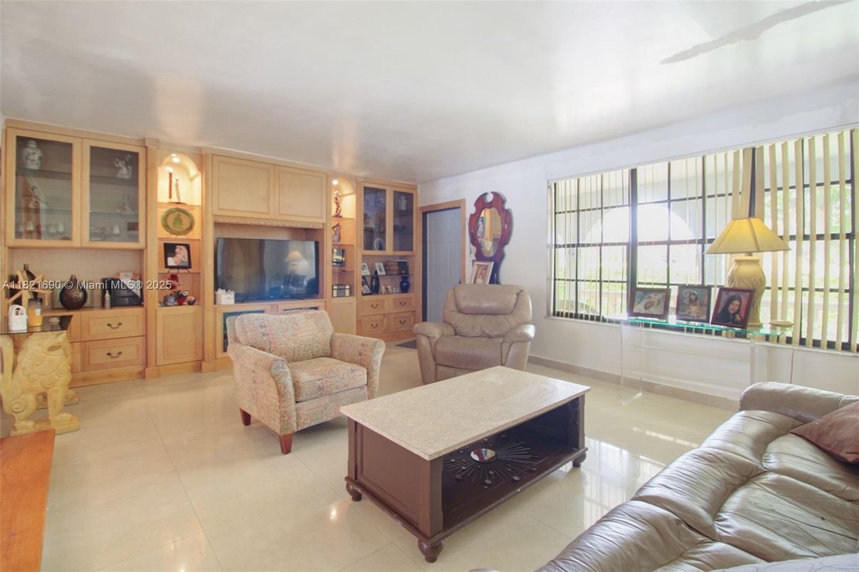 Interior, Living room