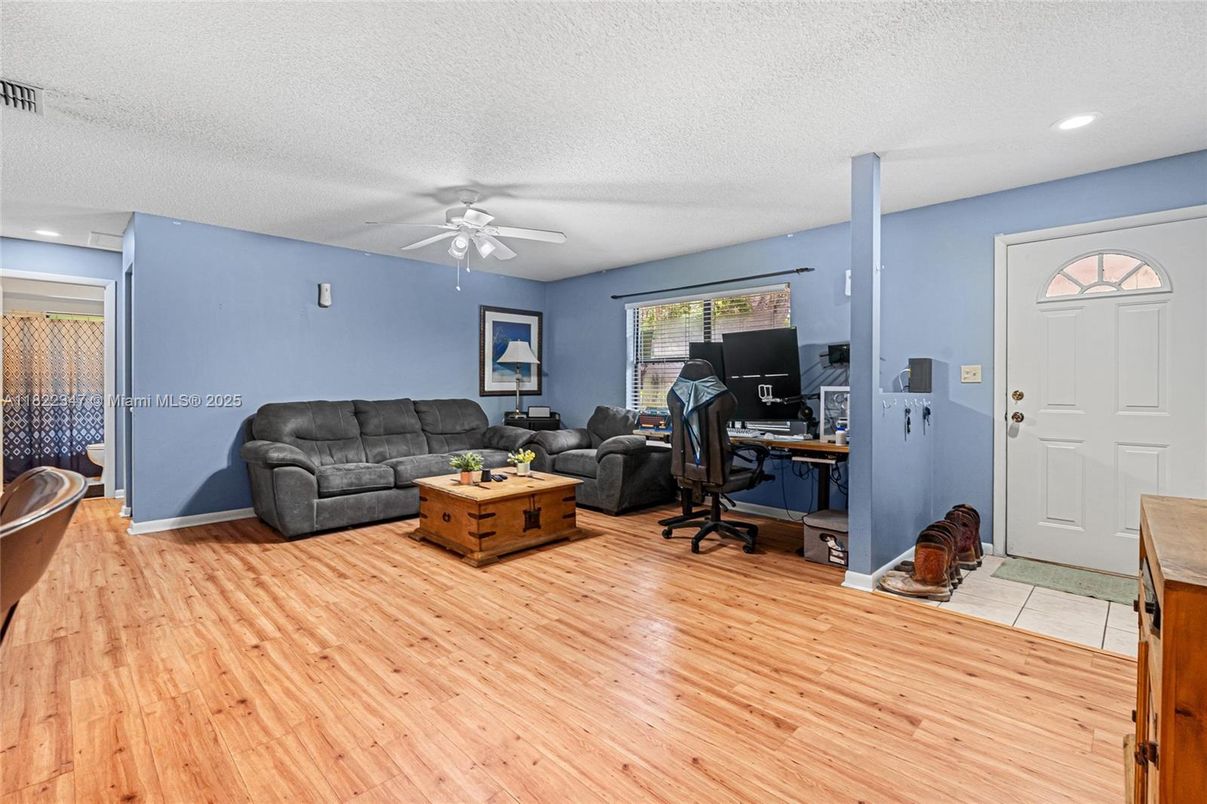 Home Office, Interior, Living room, Recessed Lighting, Wood Texture Flooring