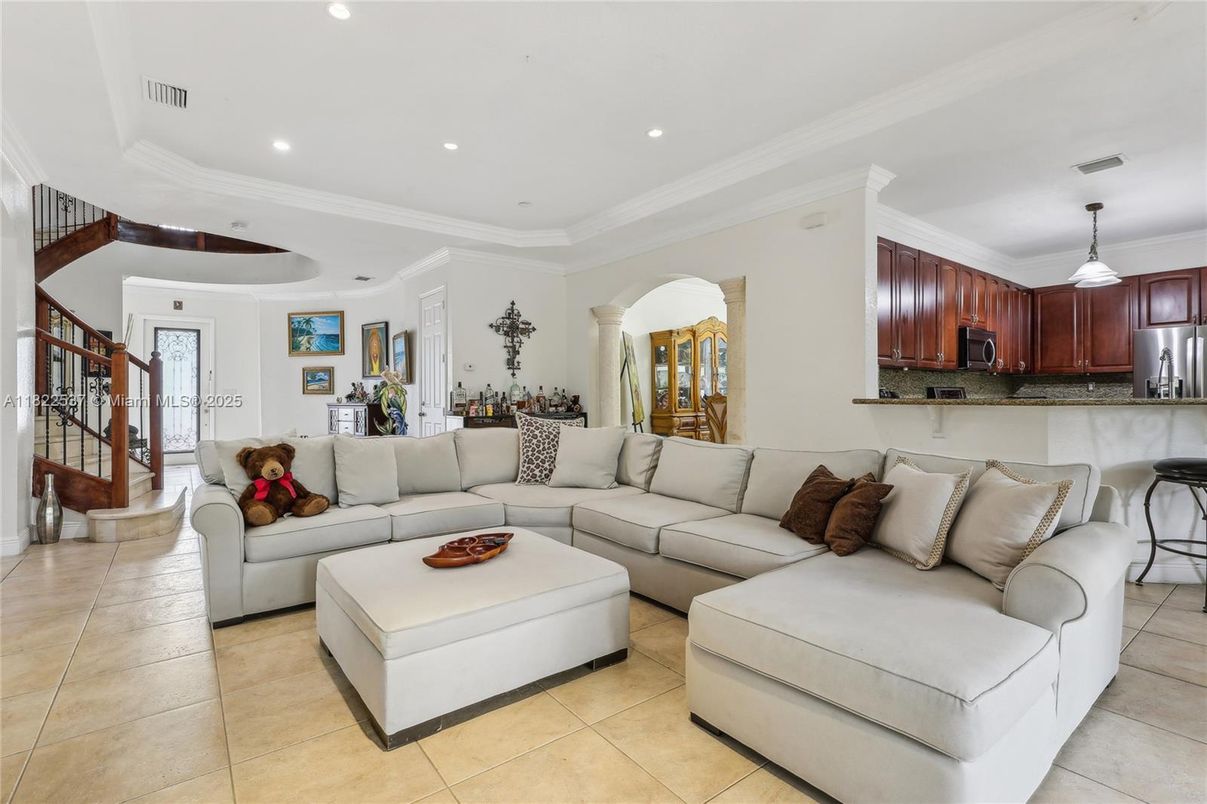 Interior, Kitchen, Living room, Pendant Lights, Recessed Lighting