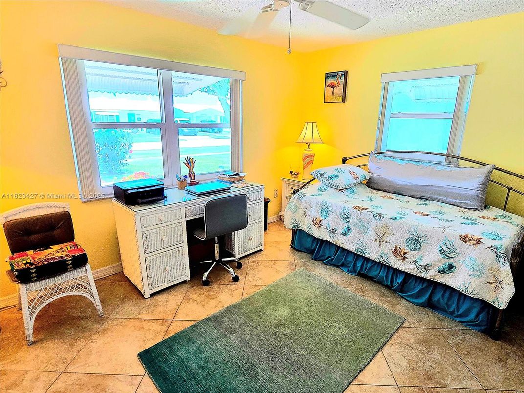 Bedroom, Home Office, Interior, Water