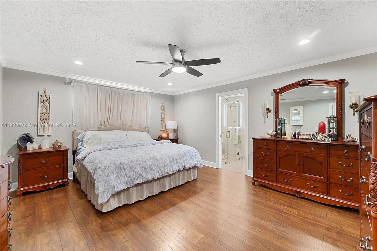 Bedroom, Interior, Recessed Lighting, Wood Texture Flooring