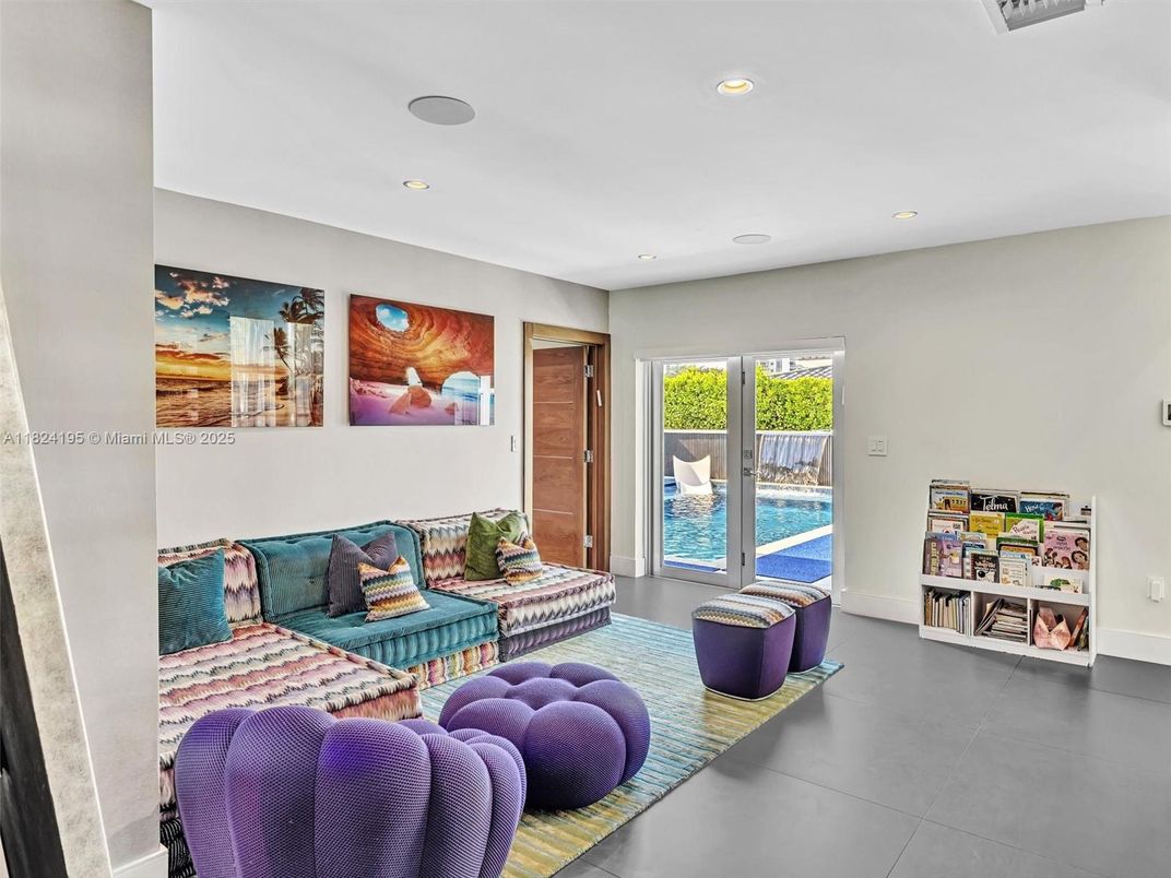 Interior, Recessed Lighting