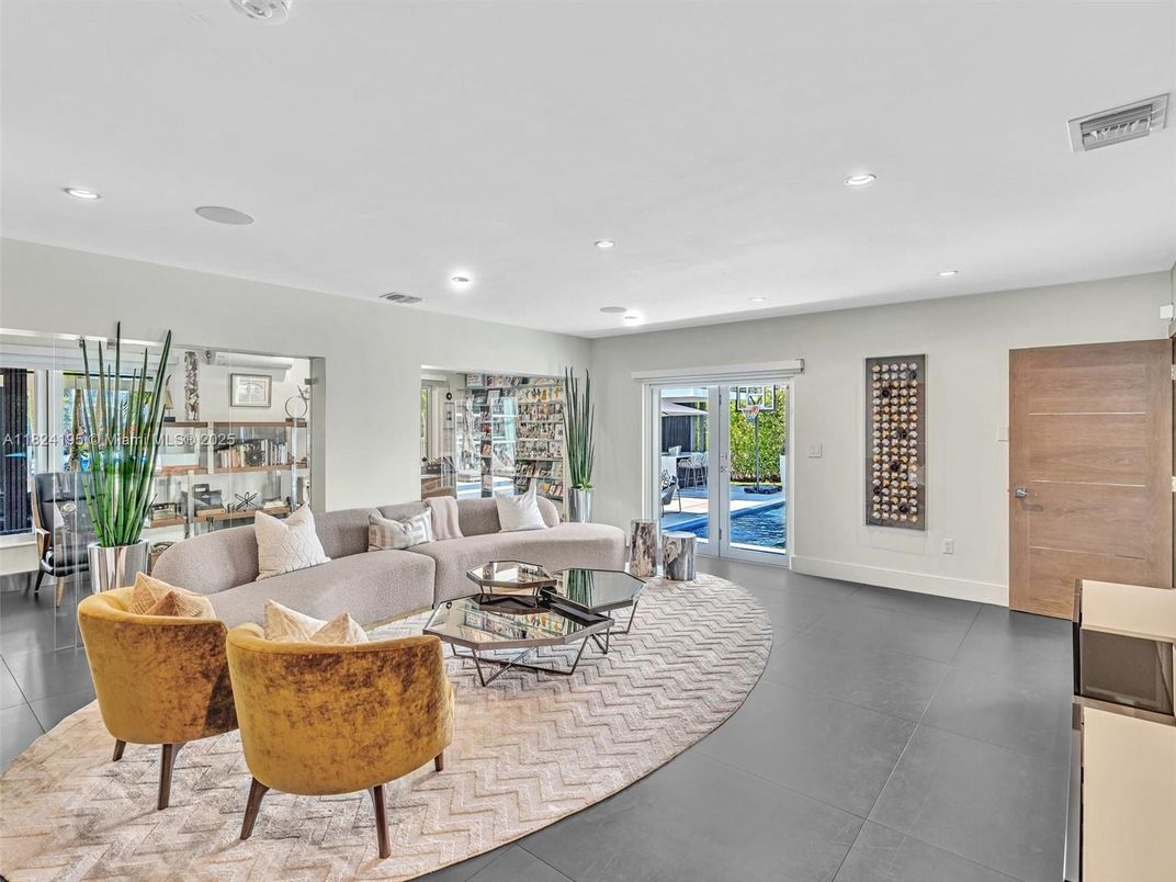 Interior, Living room, Recessed Lighting