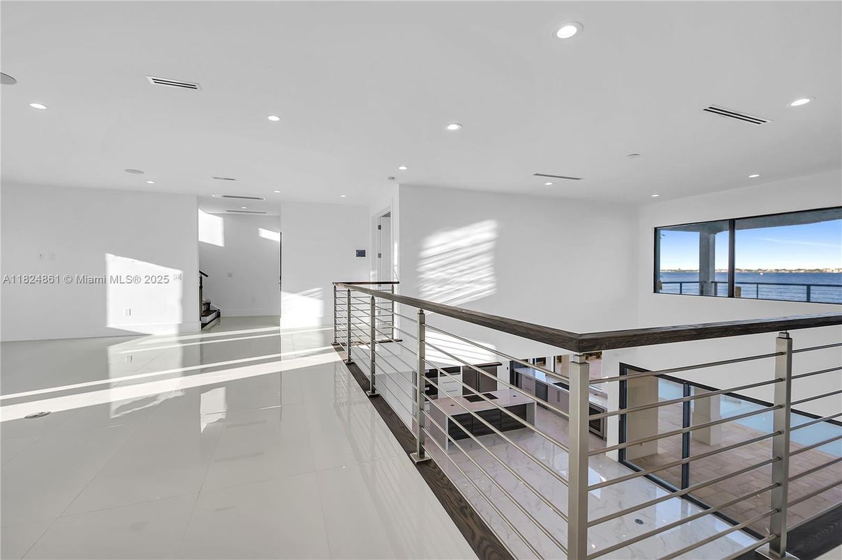 Interior, Recessed Lighting, Water
