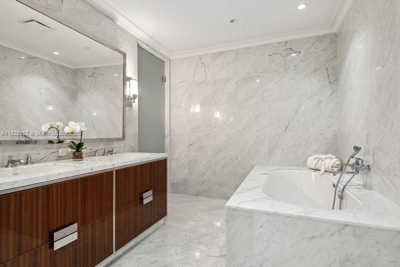 Bathroom, Dual Sink Vanities, Interior, Marble, Marble Walls, Recessed Lighting