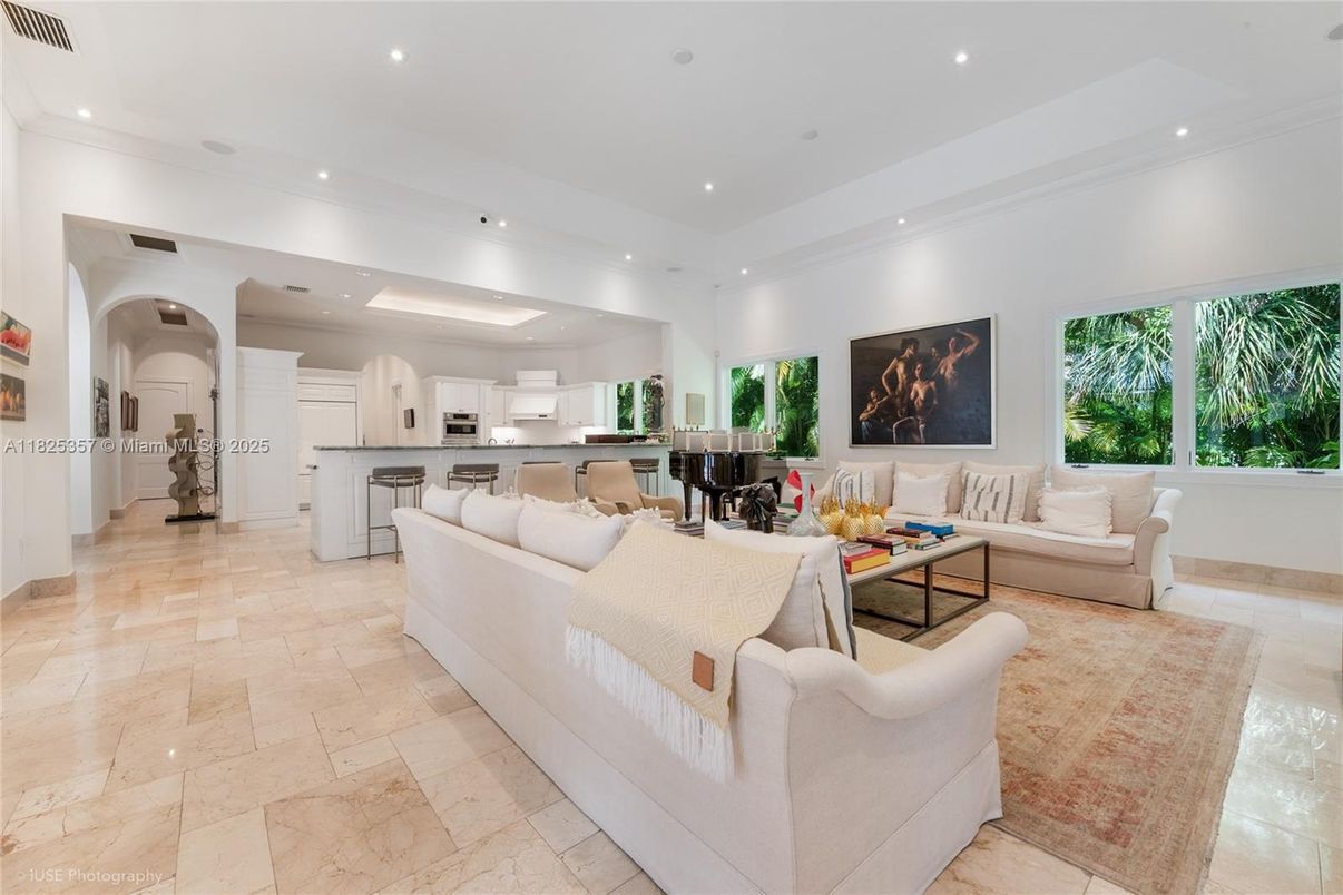 Interior, Kitchen, Living room, Recessed Lighting