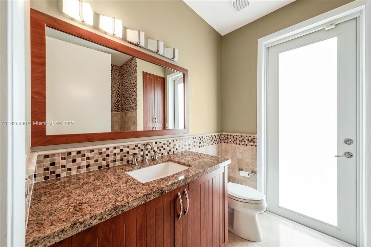 Bathroom, Interior