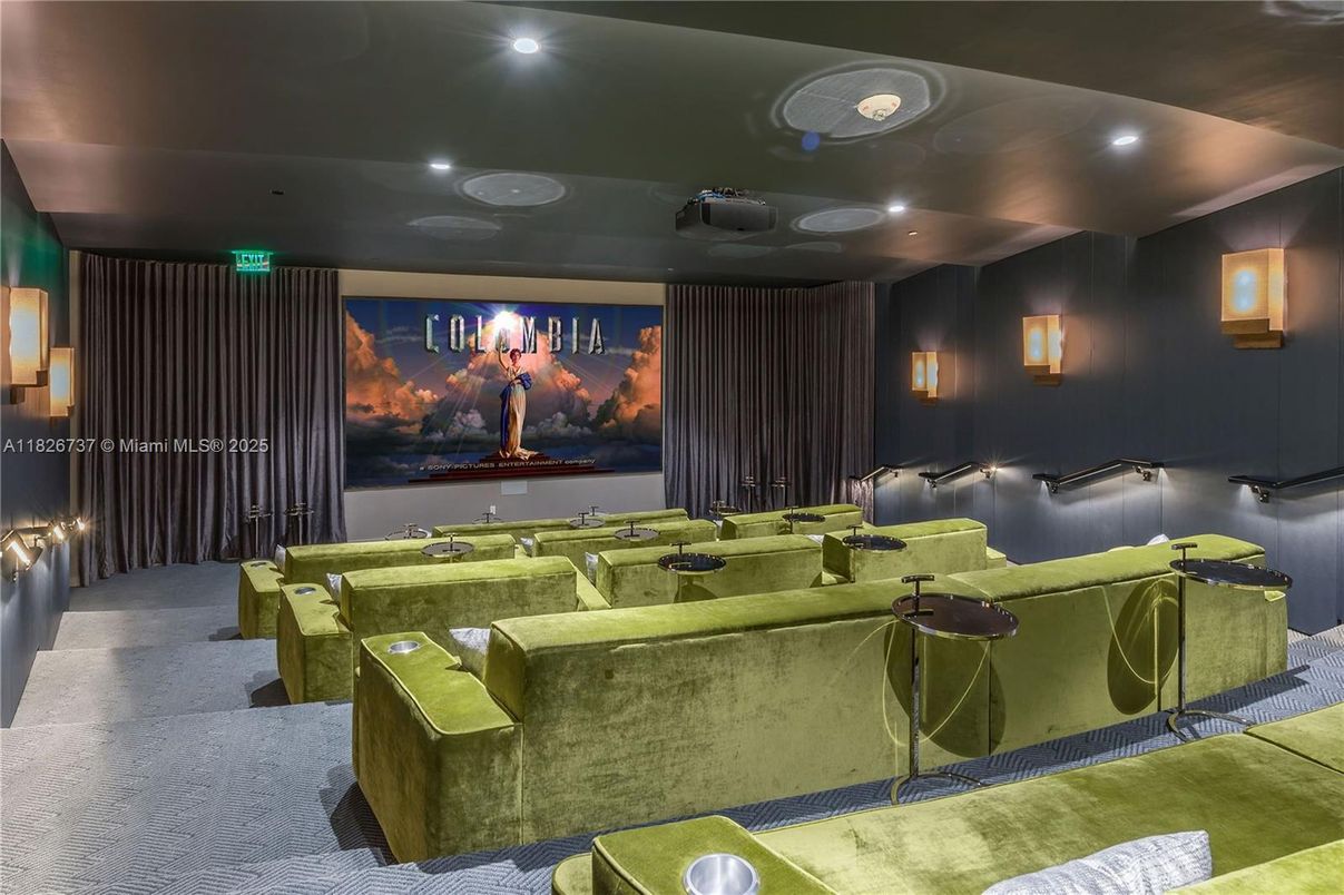 Interior, Projection Screen, Recessed Lighting, Theatre Room