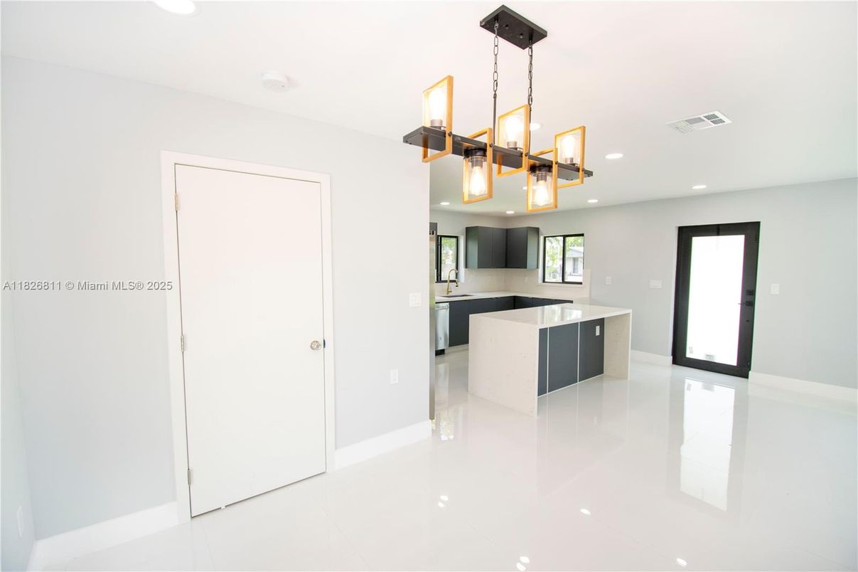 Empty room, Interior, Kitchen, Pendant Lights, Recessed Lighting