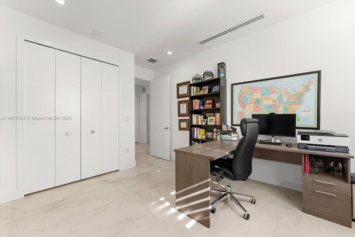Home Office, Interior, Recessed Lighting