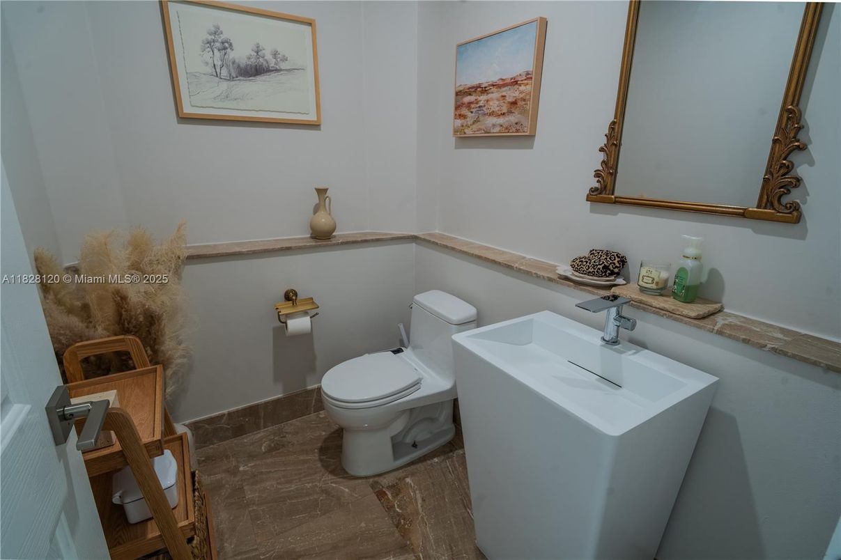 Bathroom, Interior